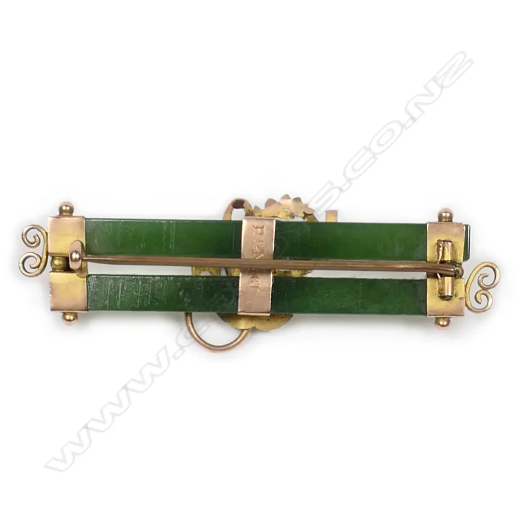Harrop & Neill (Dunedin) 9ct gold and pounamu Kia Ora brooch, Image 1++